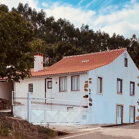 Casa Da Avo Joaquina بيت للعطل